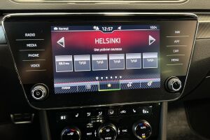 SKODA Superb esikatselu 14