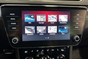 SKODA Superb esikatselu 17