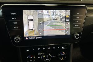 SKODA Superb esikatselu 18