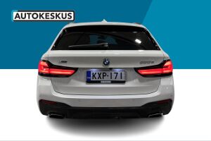 BMW 5-SARJA esikatselu 4