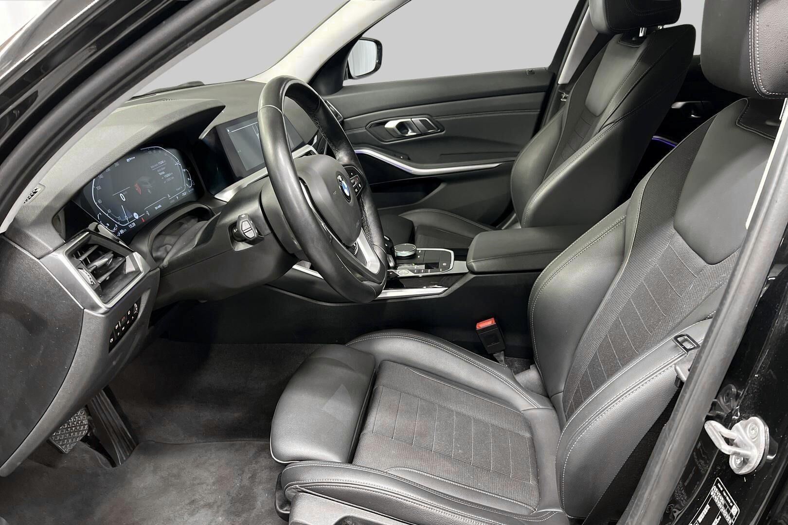 BMW 3-SARJA iso kuva 15