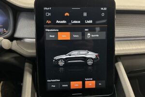 POLESTAR 2 esikatselu 18