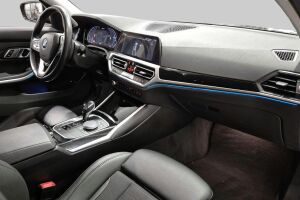 BMW 3-SARJA esikatselu 4