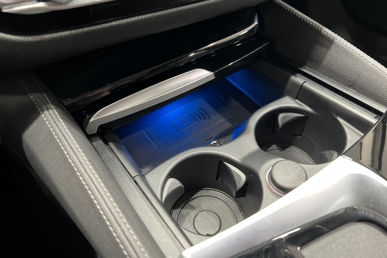 BMW 5-SARJA iso kuva 20