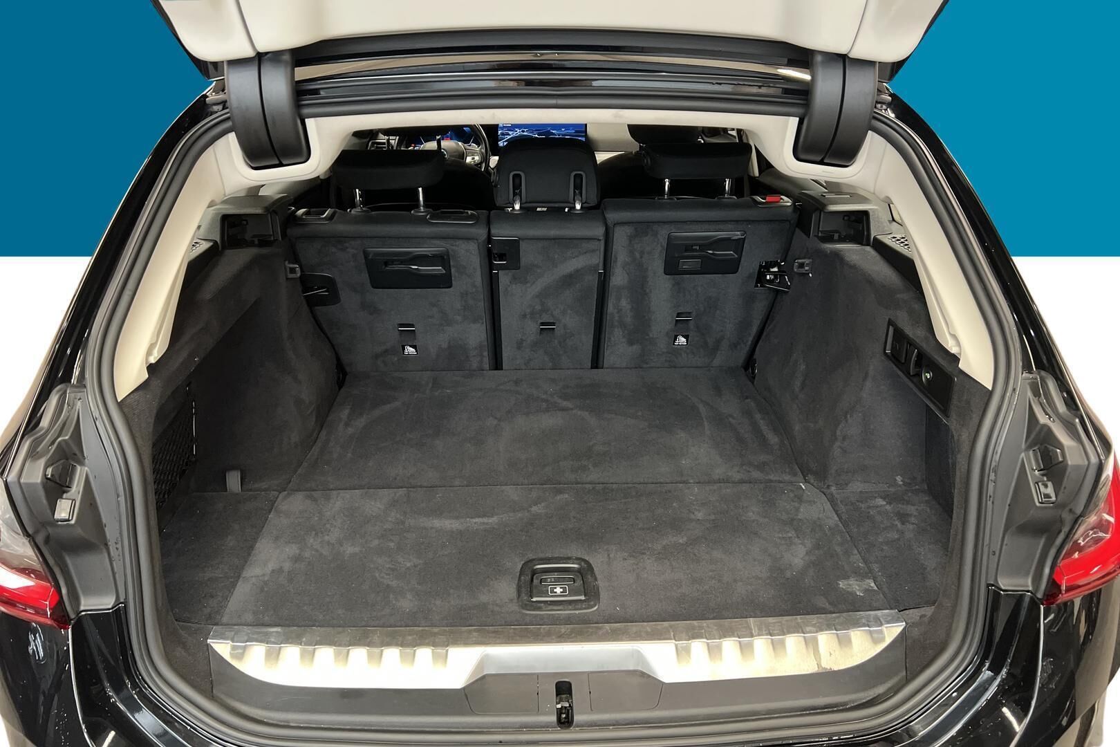 BMW 3-SARJA iso kuva 13