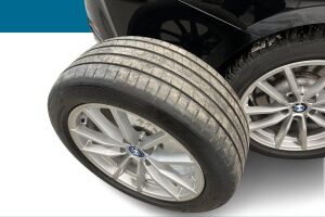 BMW 3-SARJA esikatselu 17