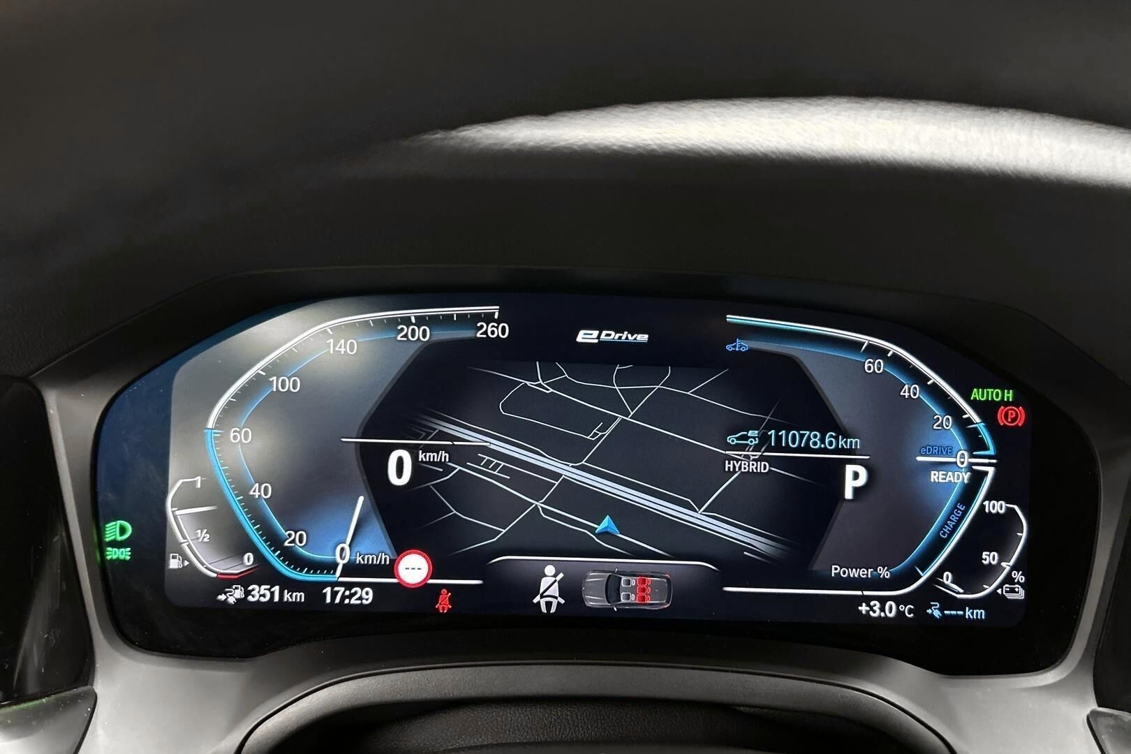 BMW 3-SARJA iso kuva 15