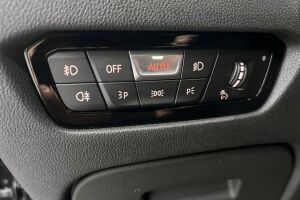 BMW 3-SARJA esikatselu 24