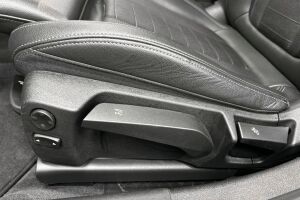 BMW 3-SARJA esikatselu 27