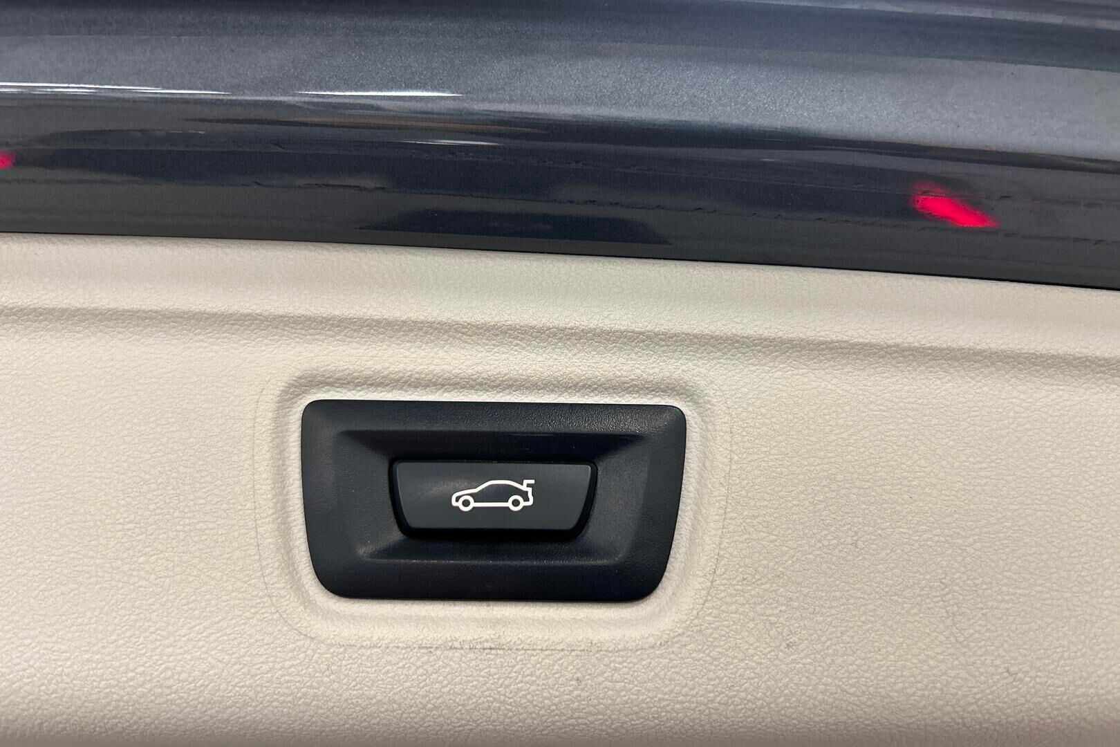 BMW 3-SARJA iso kuva 30