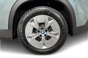 BMW IX1 esikatselu 13