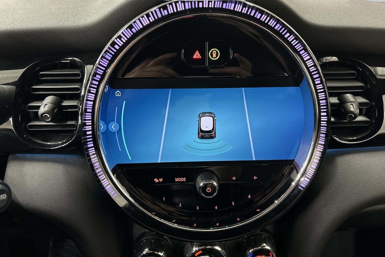 MINI COOPER iso kuva 16