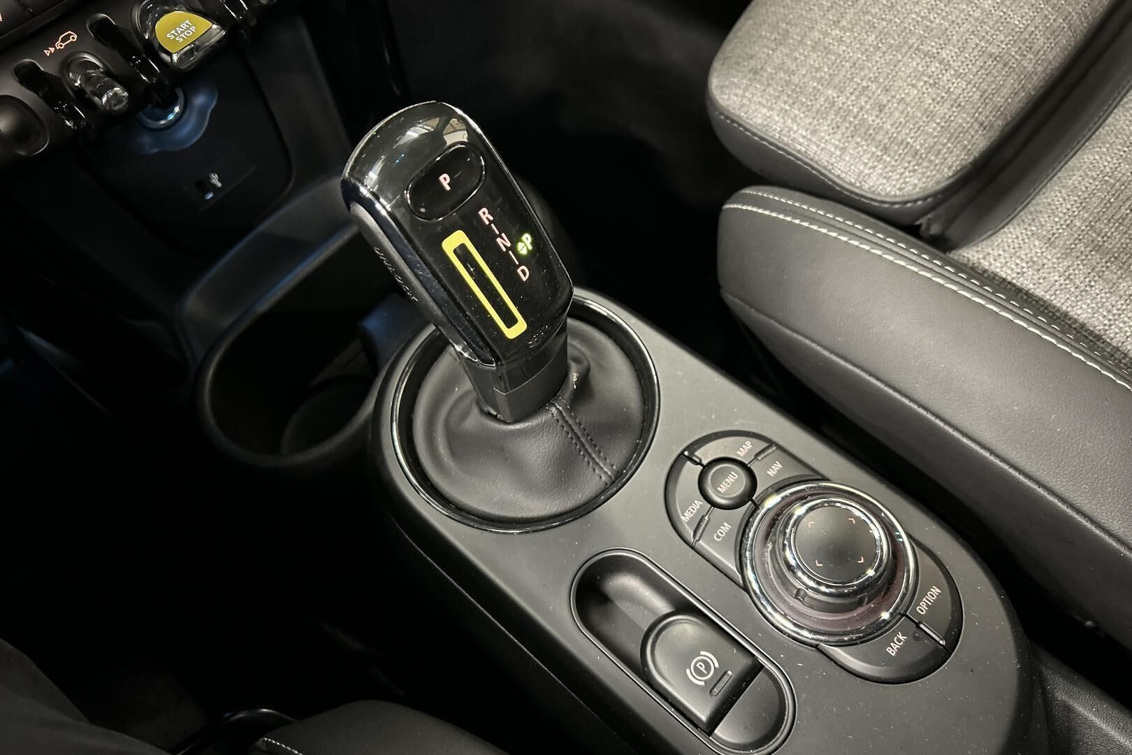 MINI COOPER iso kuva 23