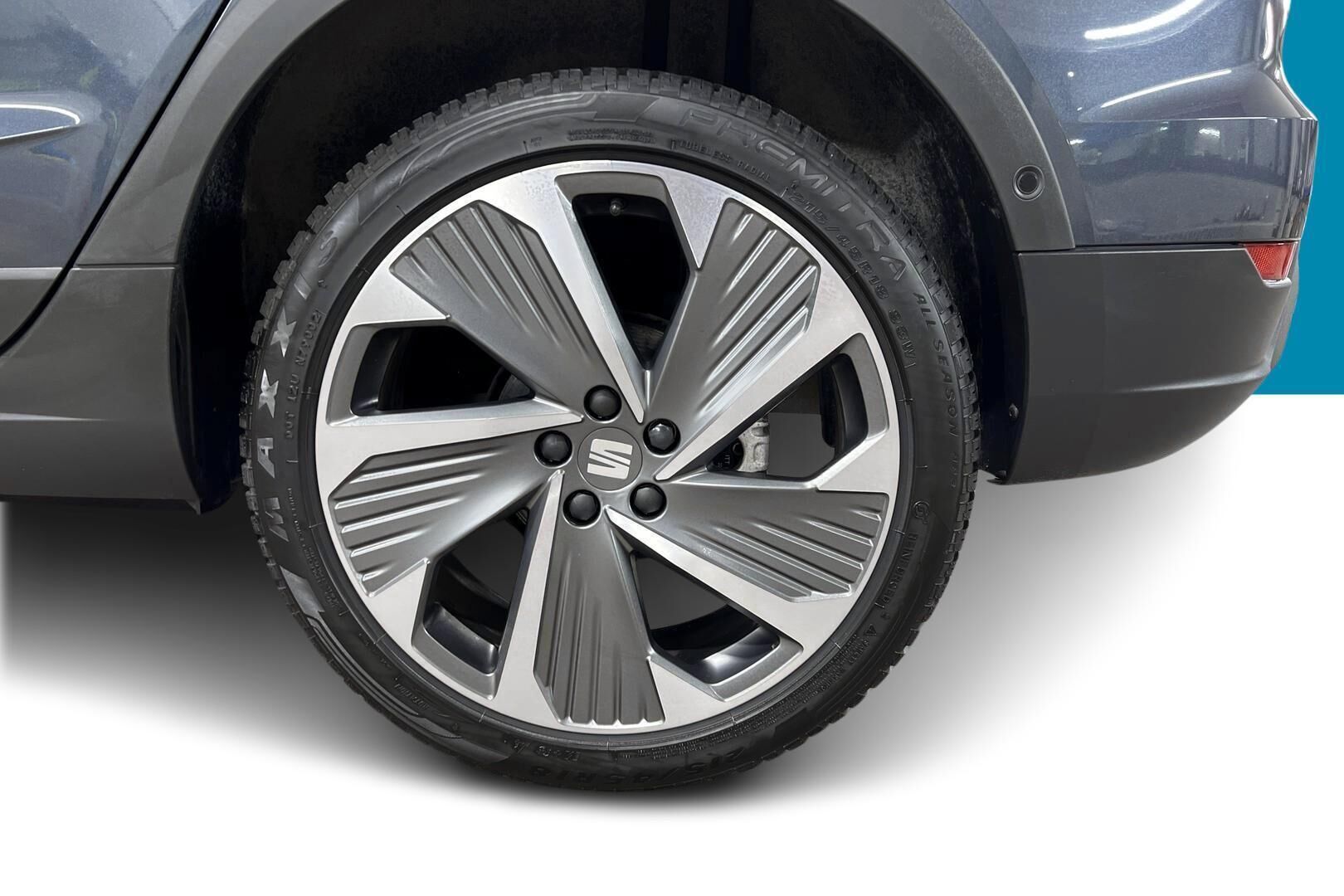 Seat Arona iso kuva 12