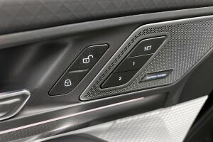 BMW iX2 esikatselu 17