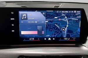 BMW iX2 esikatselu 22