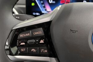 BMW i4 esikatselu 18