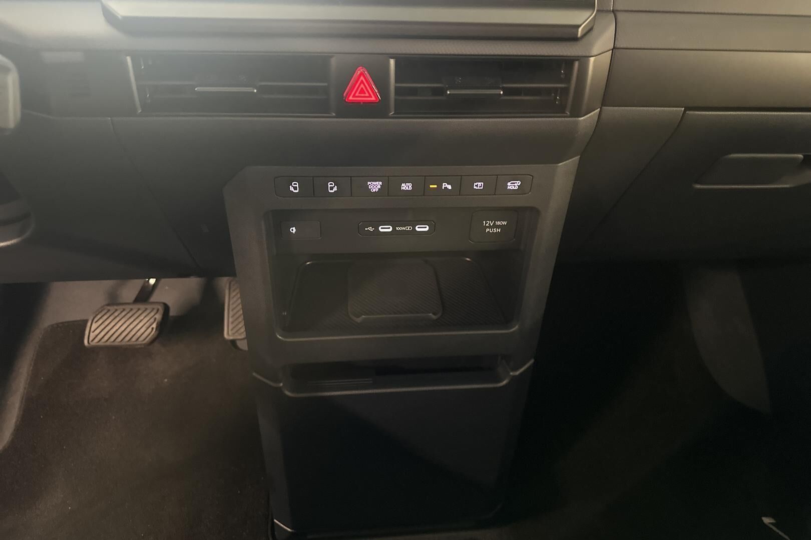 Kia PV5 iso kuva 20