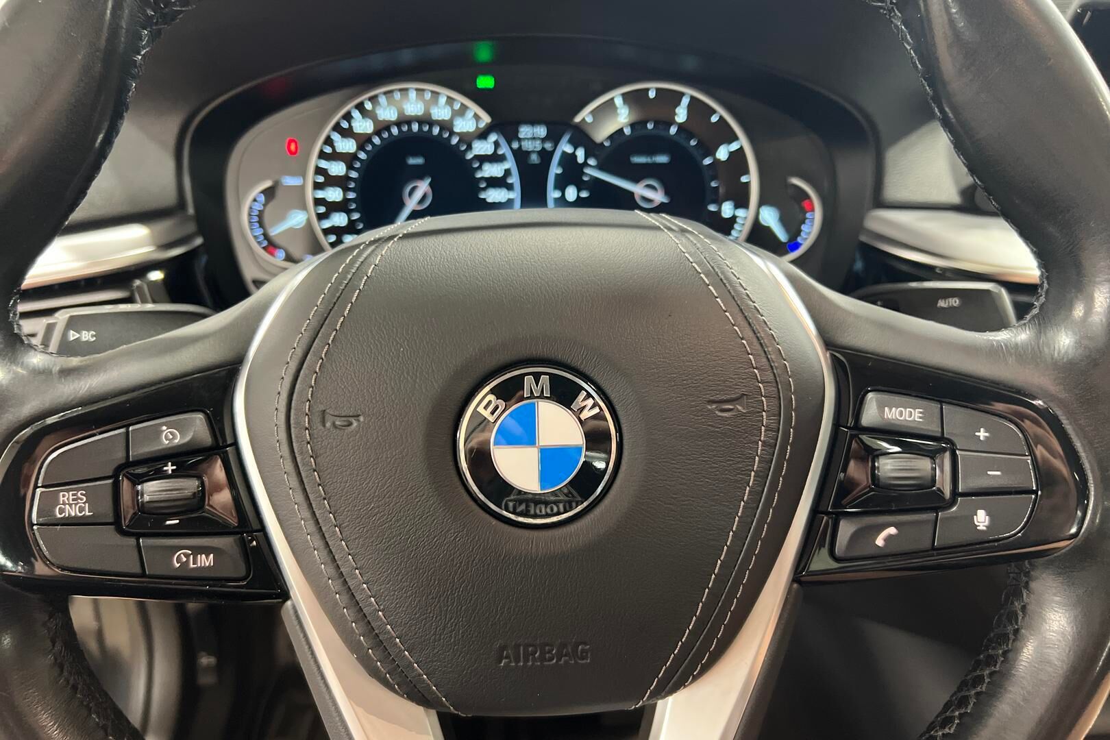 BMW 5-sarja iso kuva 20