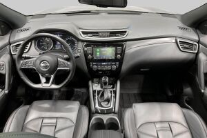 Nissan Qashqai esikatselu 11