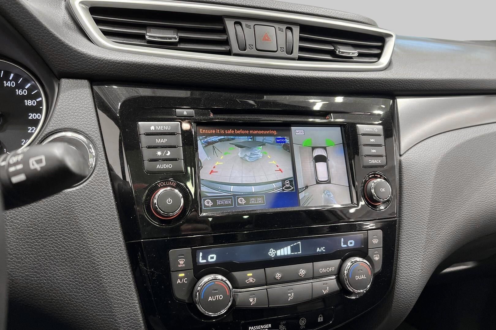 Nissan Qashqai iso kuva 16