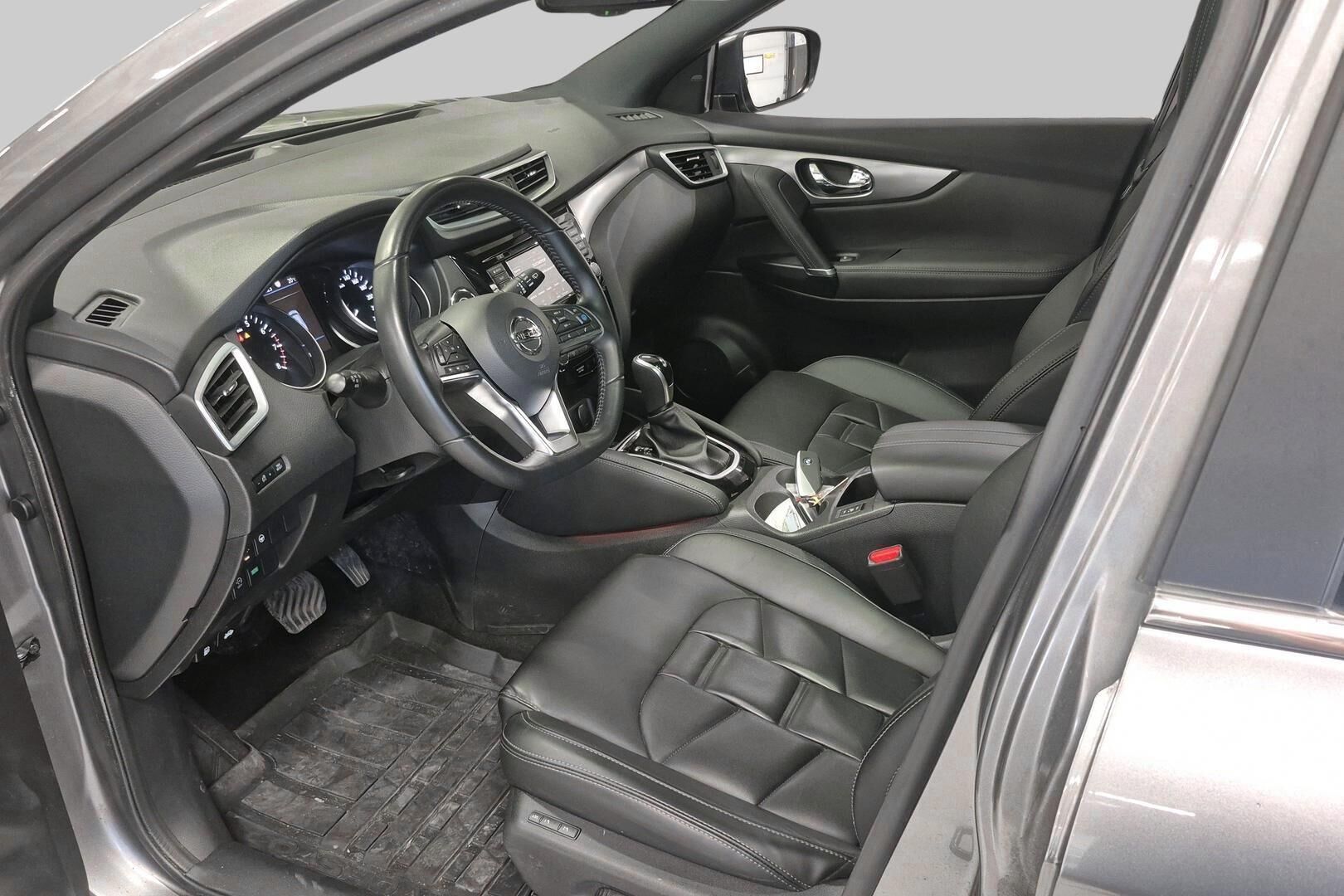 Nissan Qashqai iso kuva 1