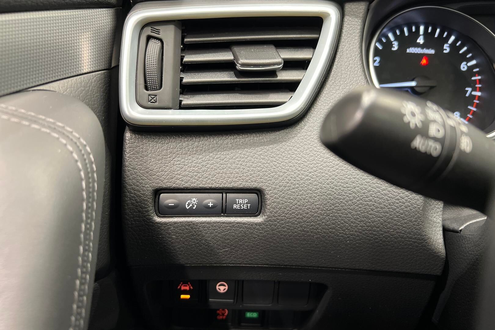Nissan Qashqai iso kuva 32