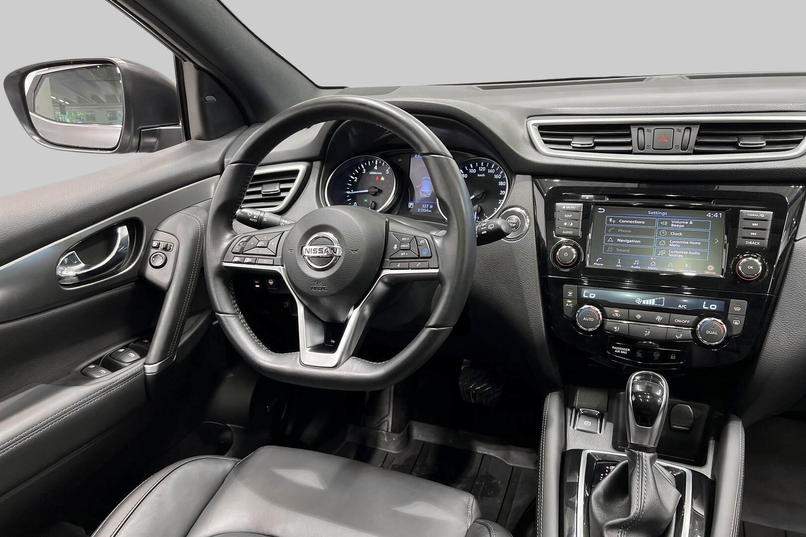 Nissan Qashqai iso kuva 27