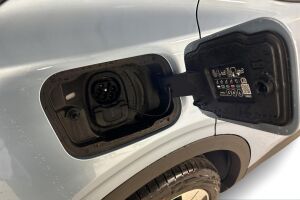 Ford Explorer esikatselu 17