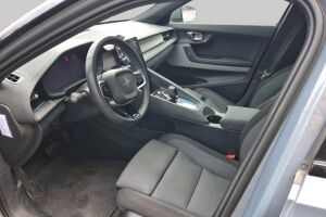 POLESTAR 2 esikatselu 1