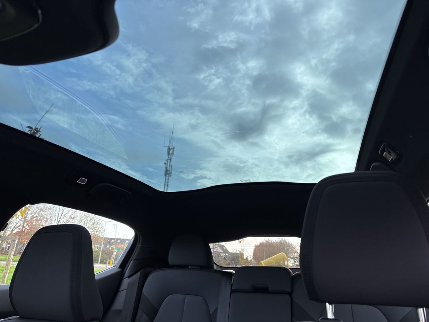 POLESTAR 2 iso kuva 3