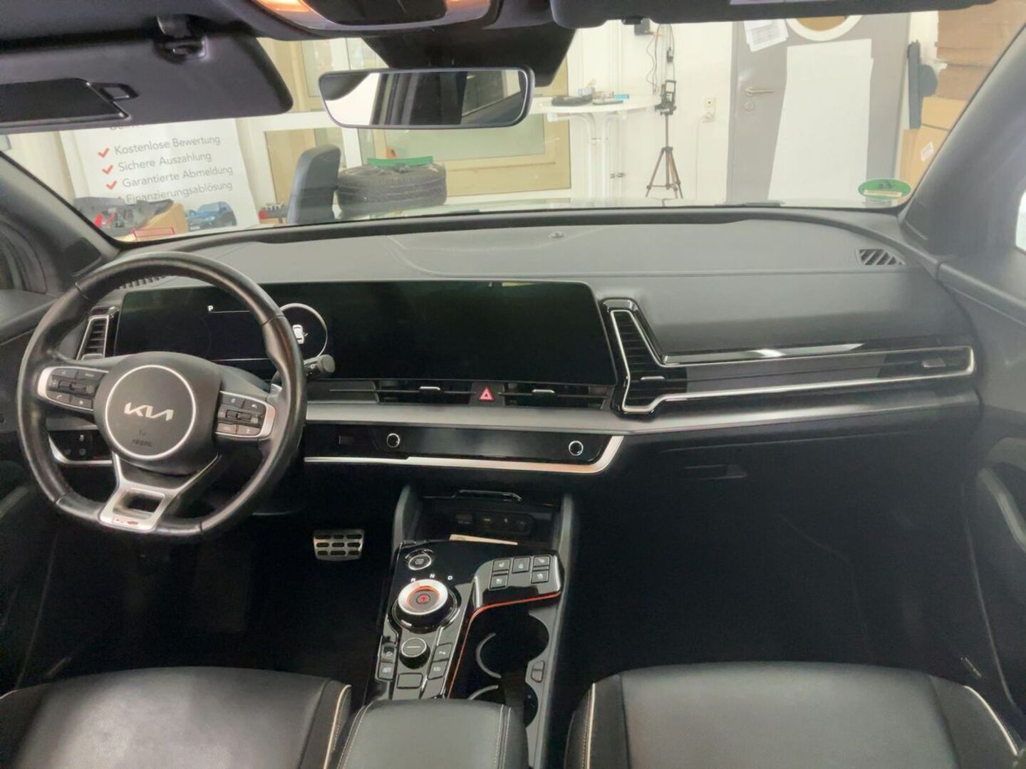 KIA SPORTAGE iso kuva 3