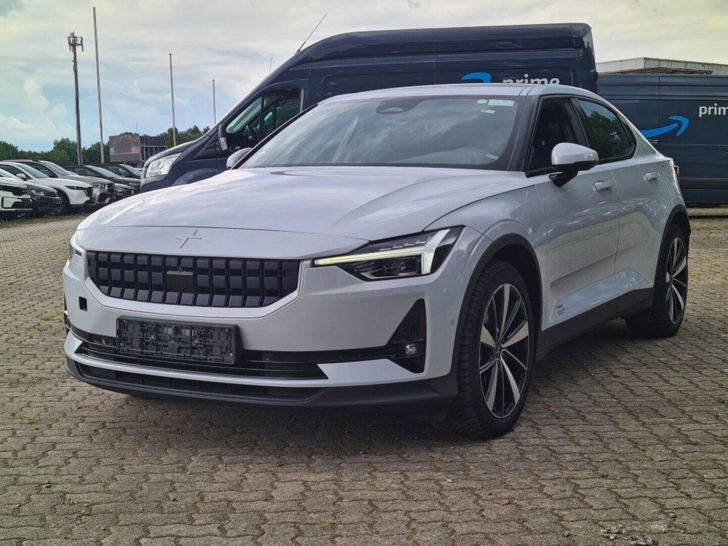POLESTAR 2 iso kuva 0