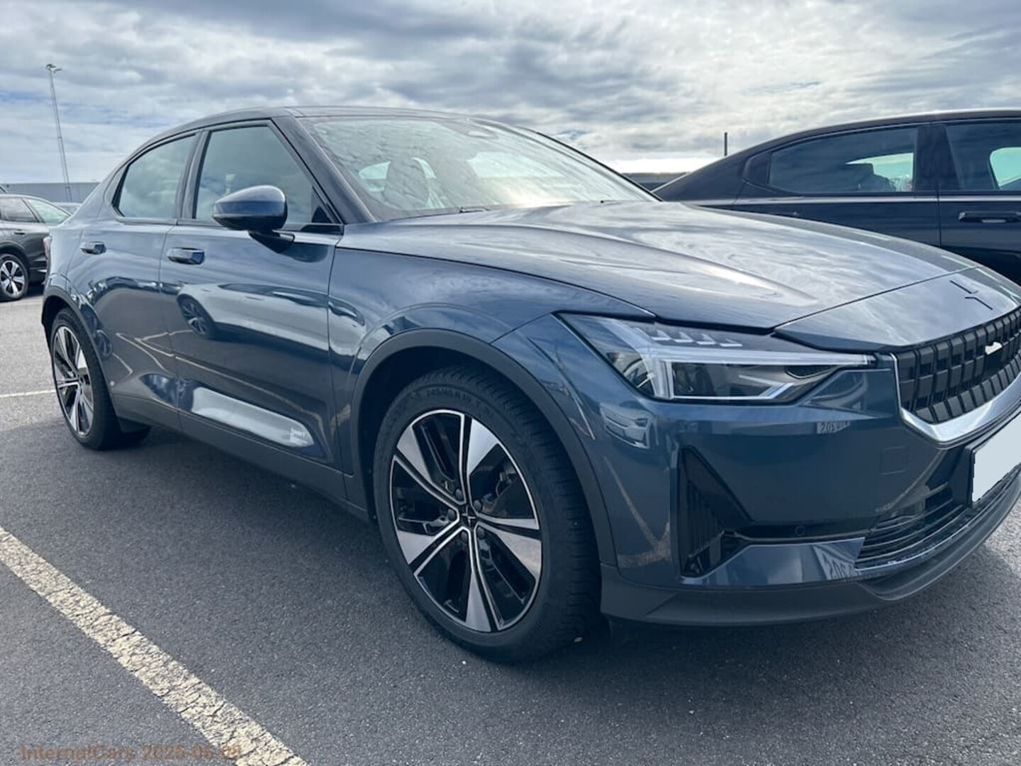 POLESTAR 2 iso kuva 0