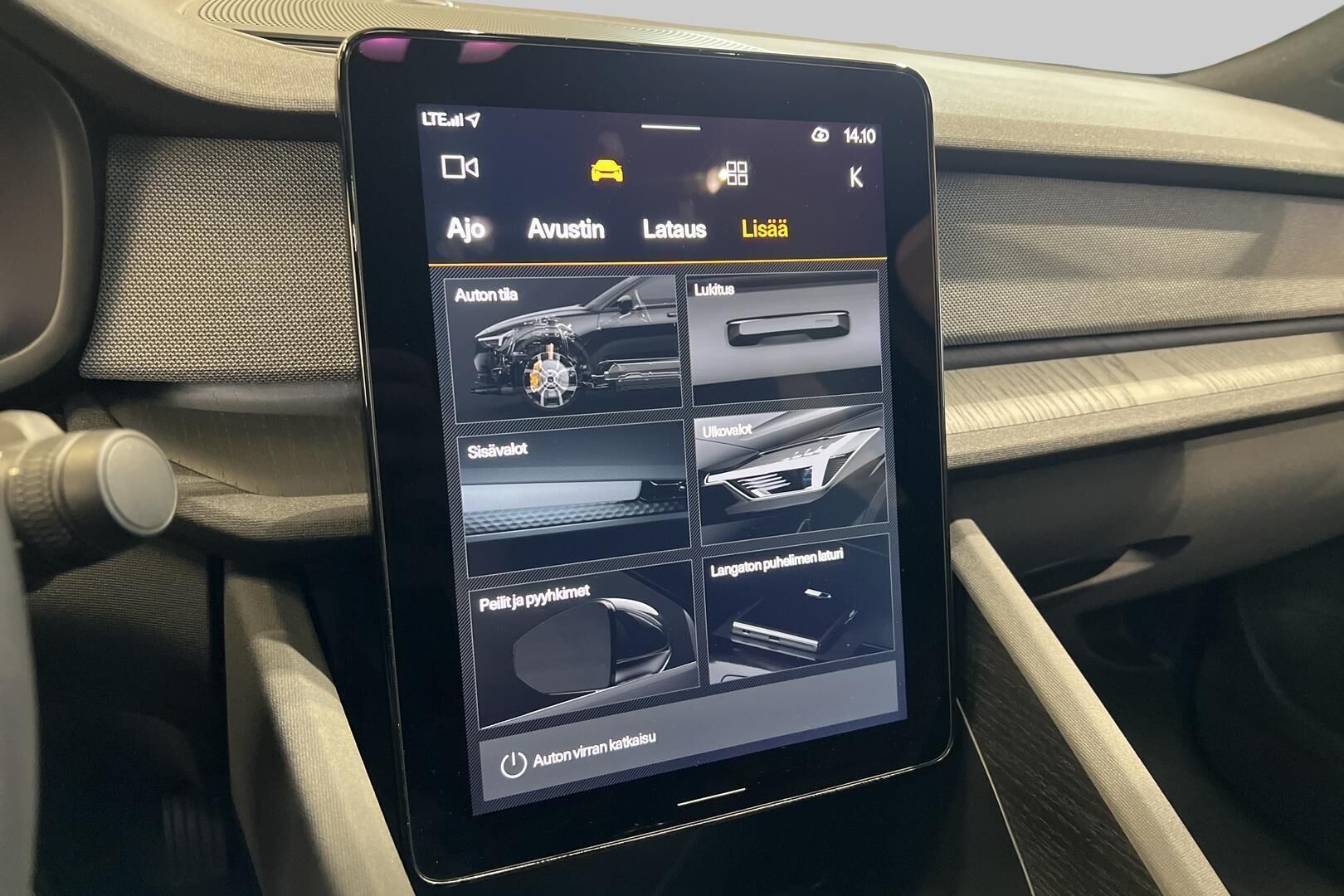 POLESTAR 2 iso kuva 19