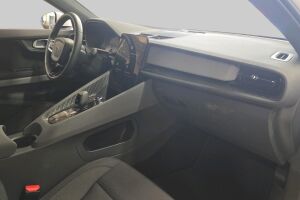POLESTAR 2 esikatselu 4