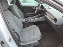 POLESTAR 2 esikatselu 1