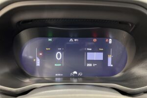 POLESTAR 2 esikatselu 13