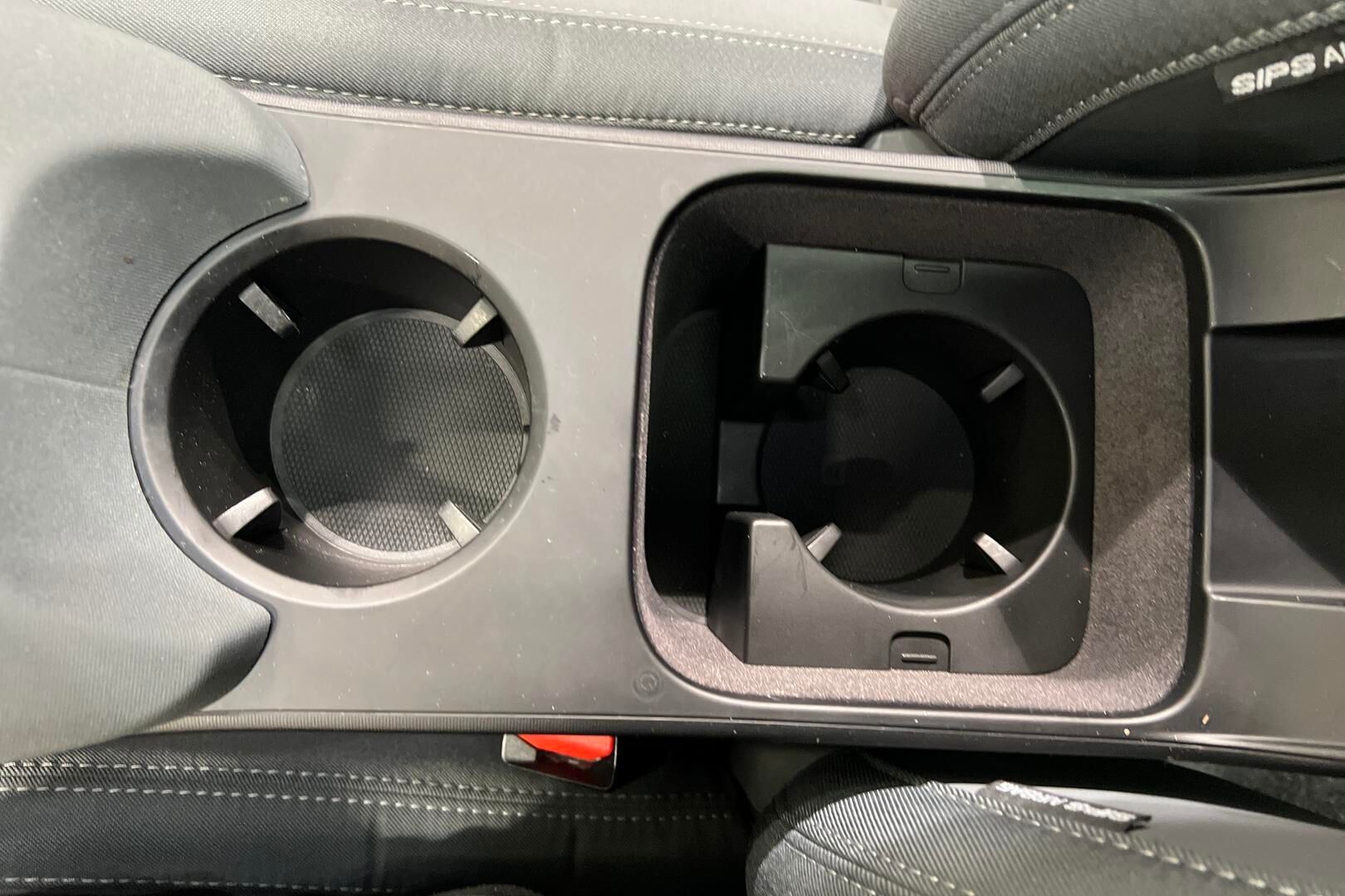 POLESTAR 2 iso kuva 22