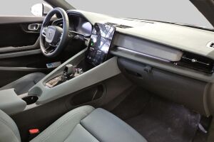 POLESTAR 2 esikatselu 4