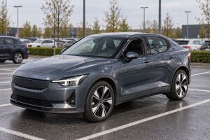 POLESTAR 2 esikatselu 0
