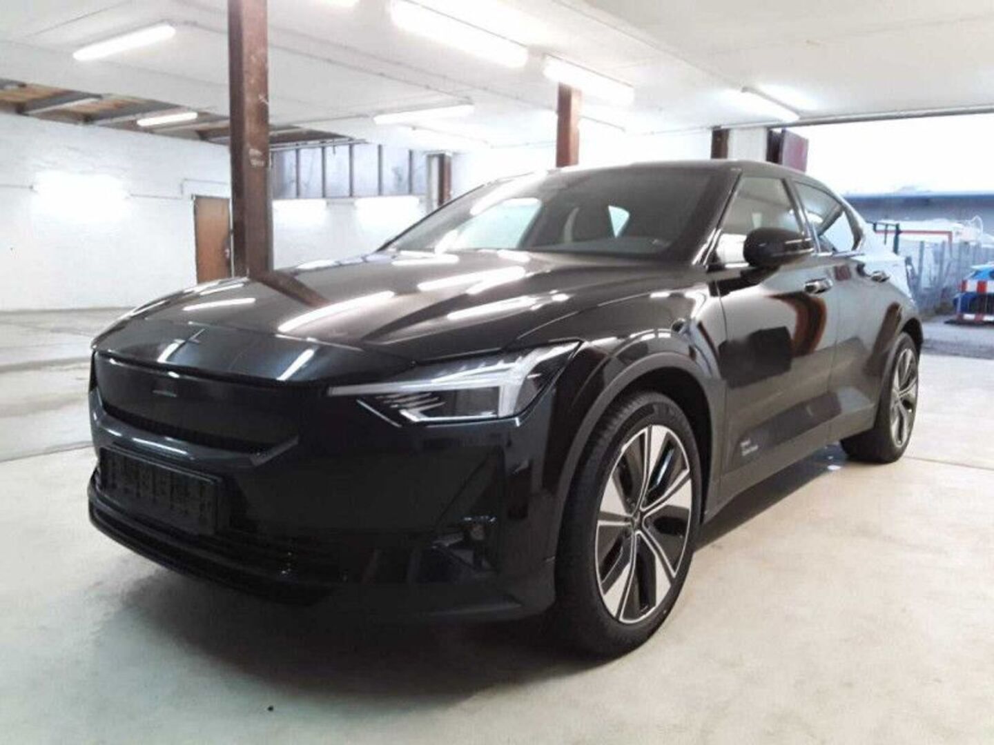 POLESTAR 2 iso kuva 0