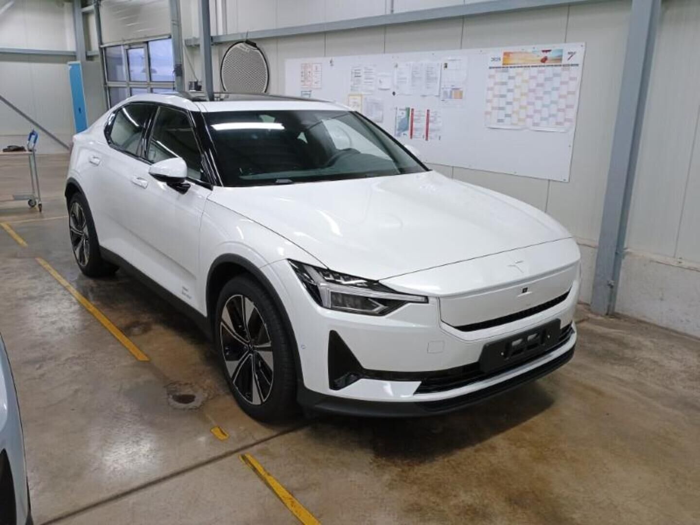 POLESTAR 2 iso kuva 0