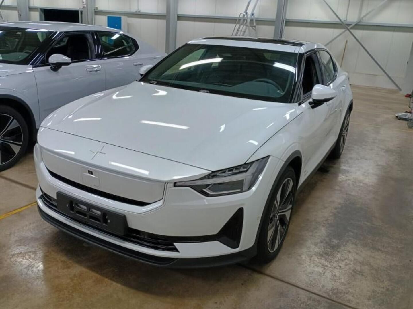 POLESTAR 2 iso kuva 3