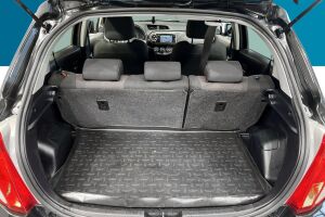 Toyota Yaris esikatselu 12