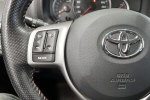 Toyota Yaris esikatselu 21