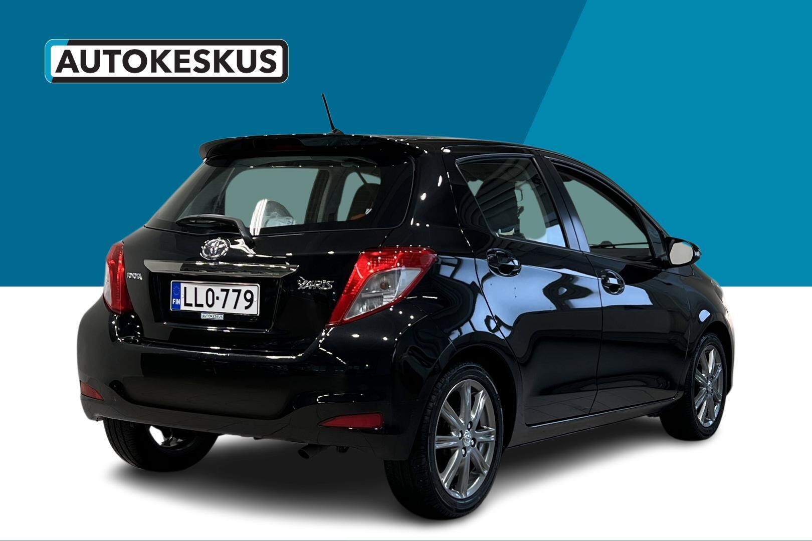 Toyota Yaris iso kuva 4