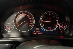 BMW 5-SARJA esikatselu 14