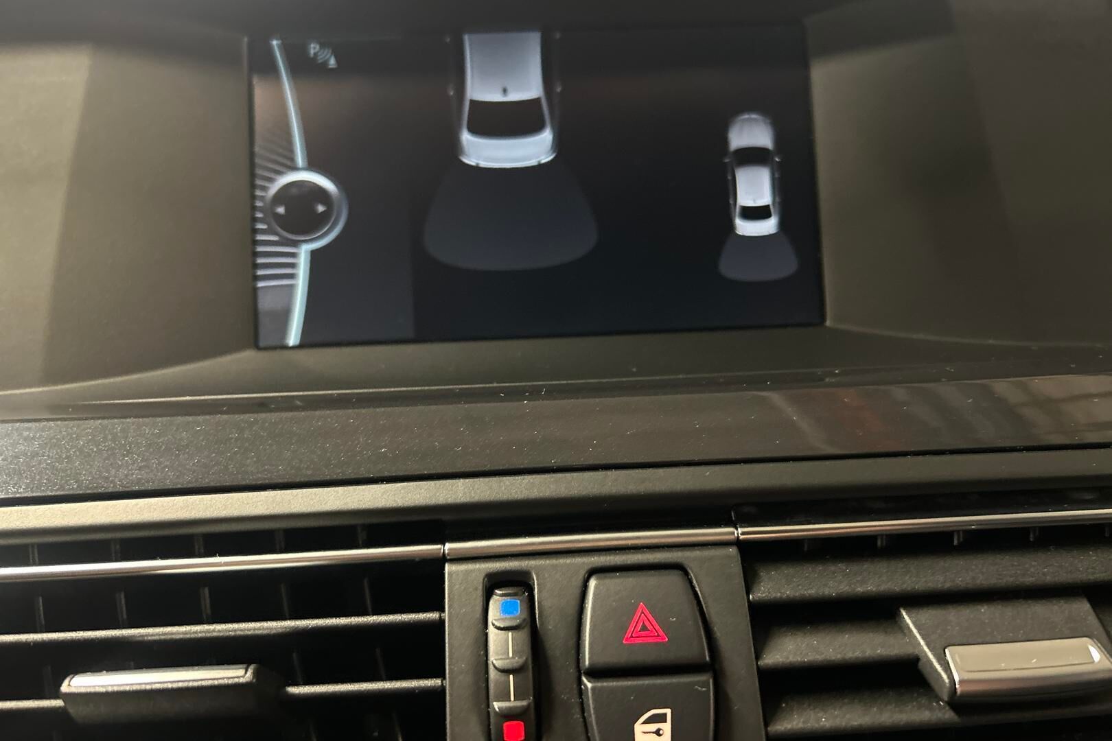 BMW 5-SARJA iso kuva 16