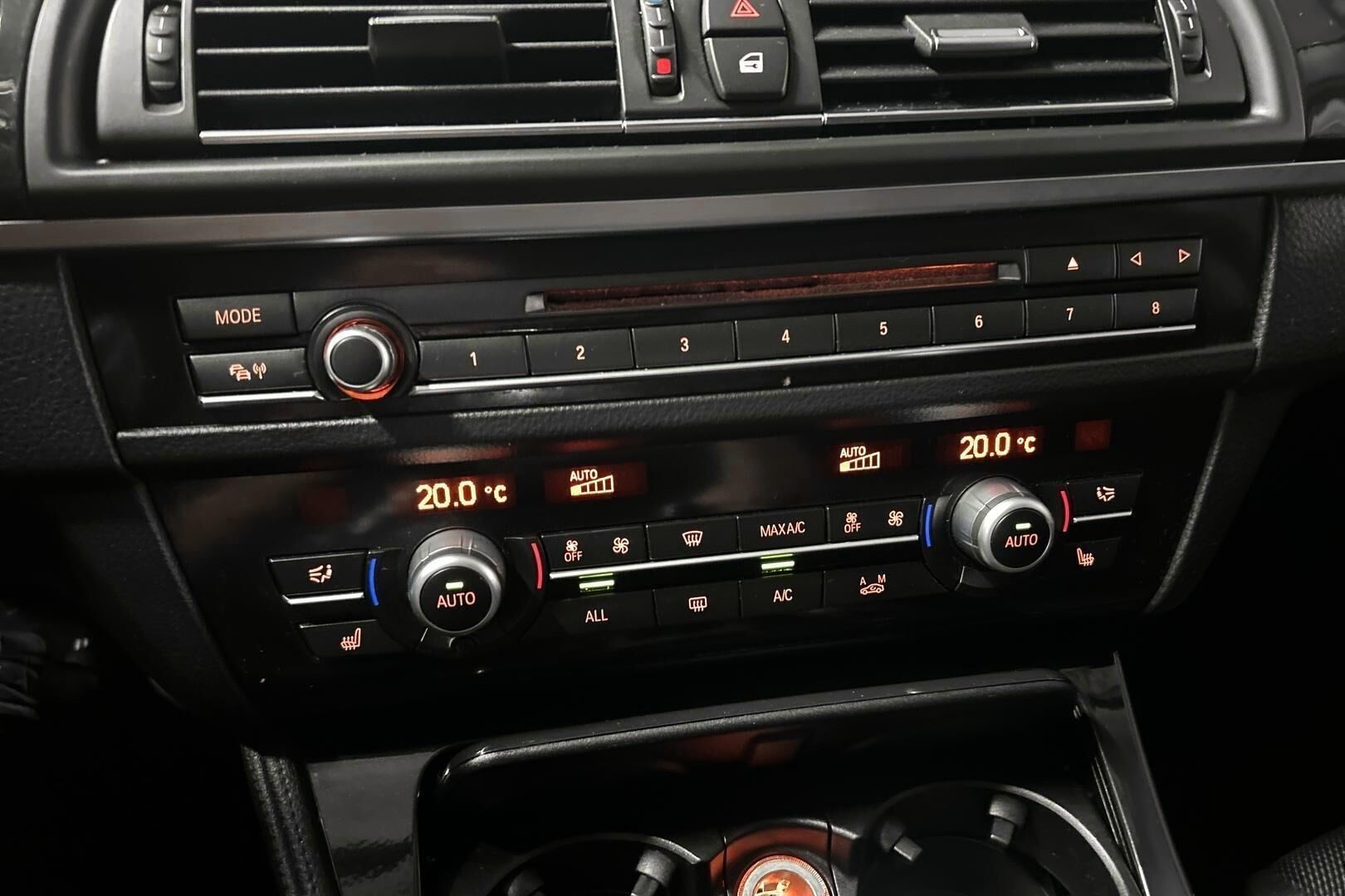BMW 5-SARJA iso kuva 17